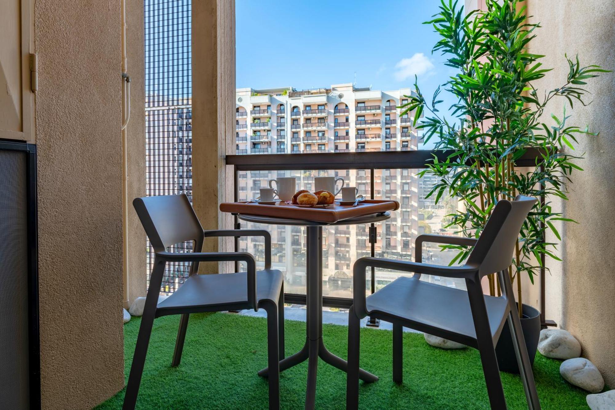 Incanto - 3 Bedroom & Free Parking Apartament Bari
