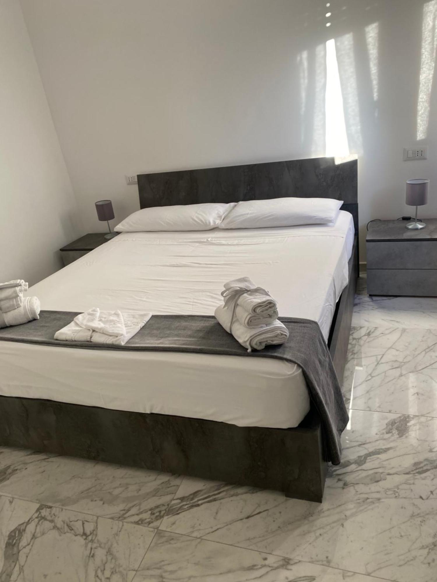Bed & Breakfast De Rossi185 *