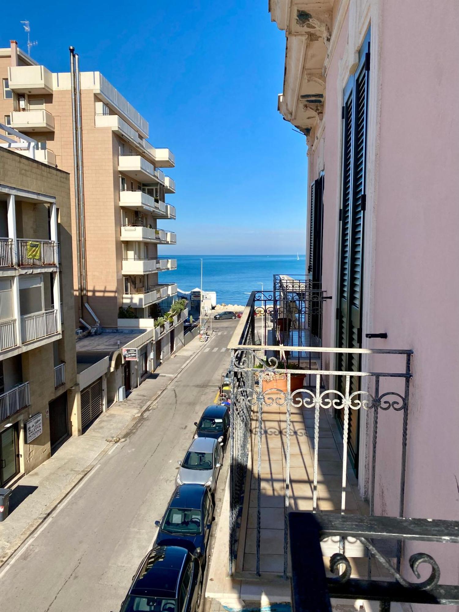 La Cementina Sul Mare Bari
