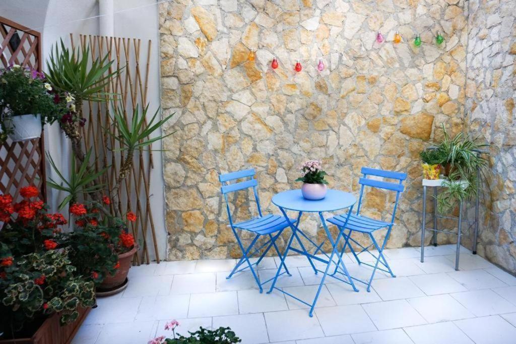 Apartment Blue Courtyard Not Valid Bari