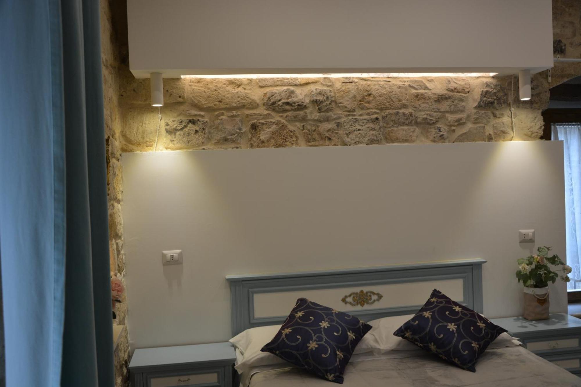 Dimora Del Carmine Guest house *