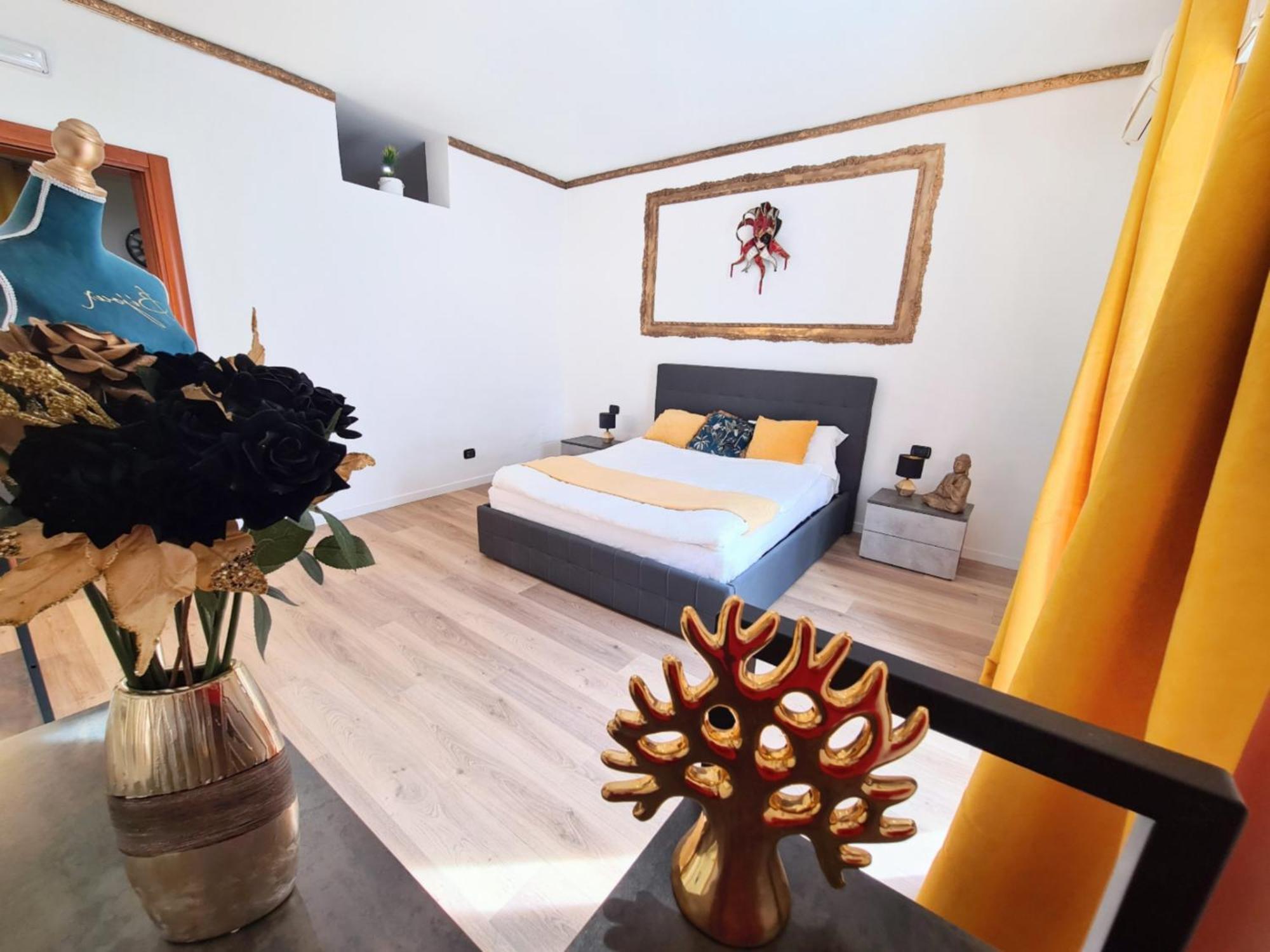 Apartment Luxury Flat In Center By The Sea