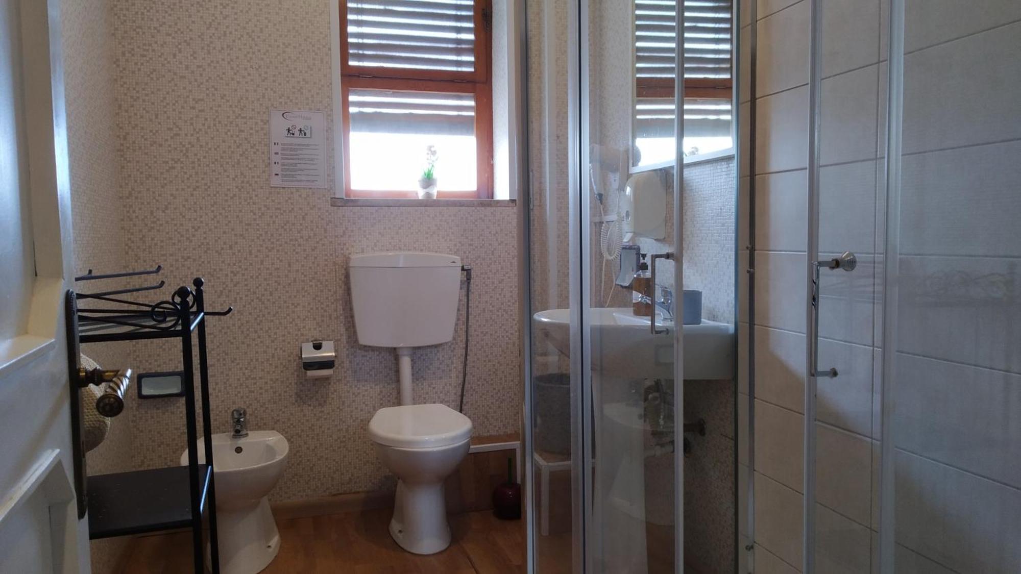 Cconforthotels R&b Semplici Emozioni 2* Bari