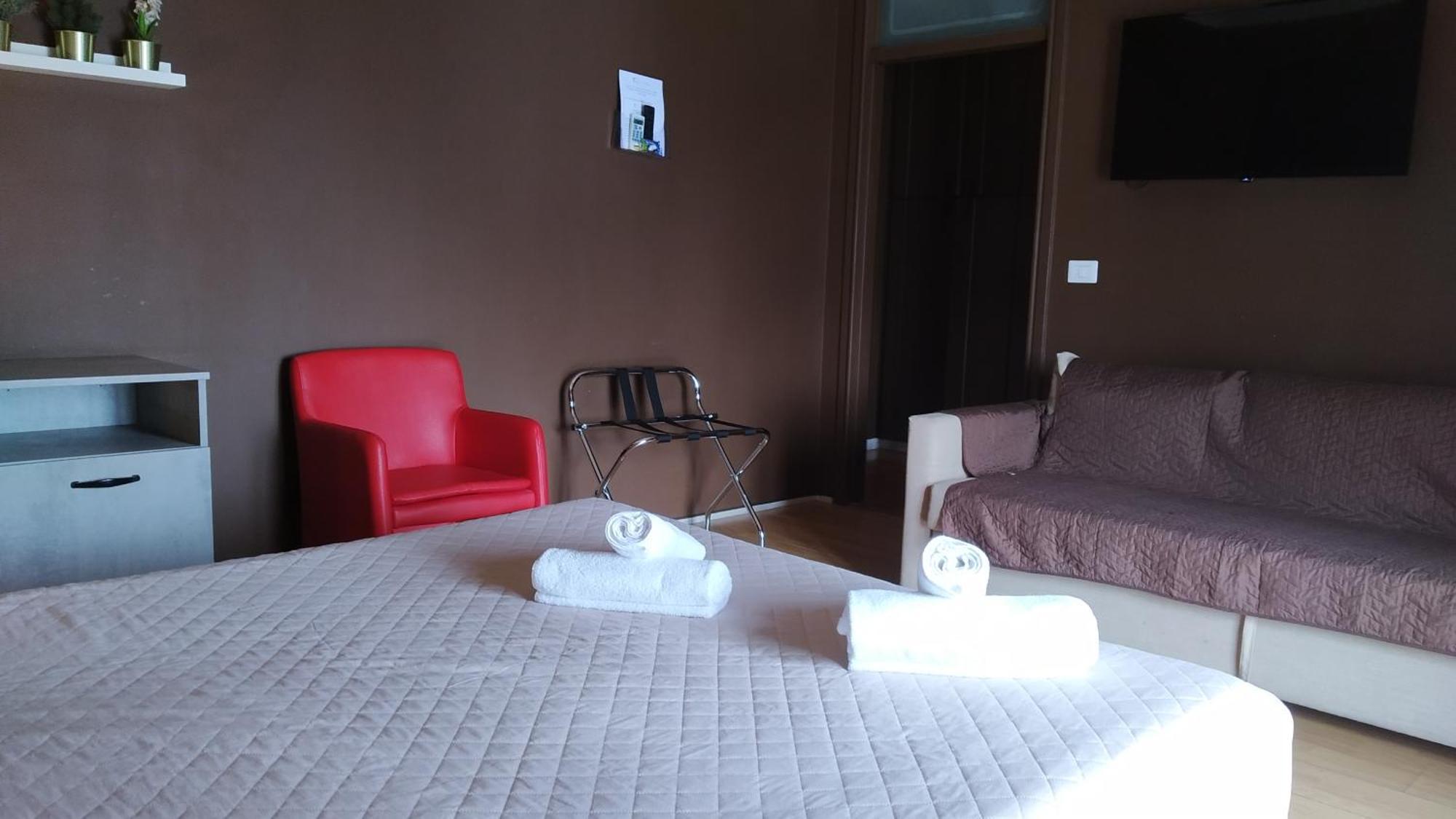 Cconforthotels R&b Dolci Emozioni 2*