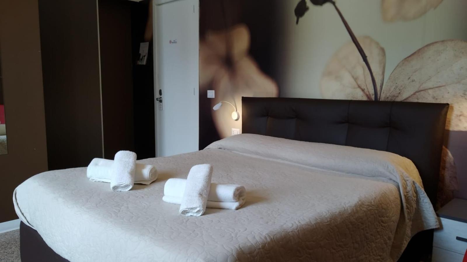 Cconforthotels R&b *