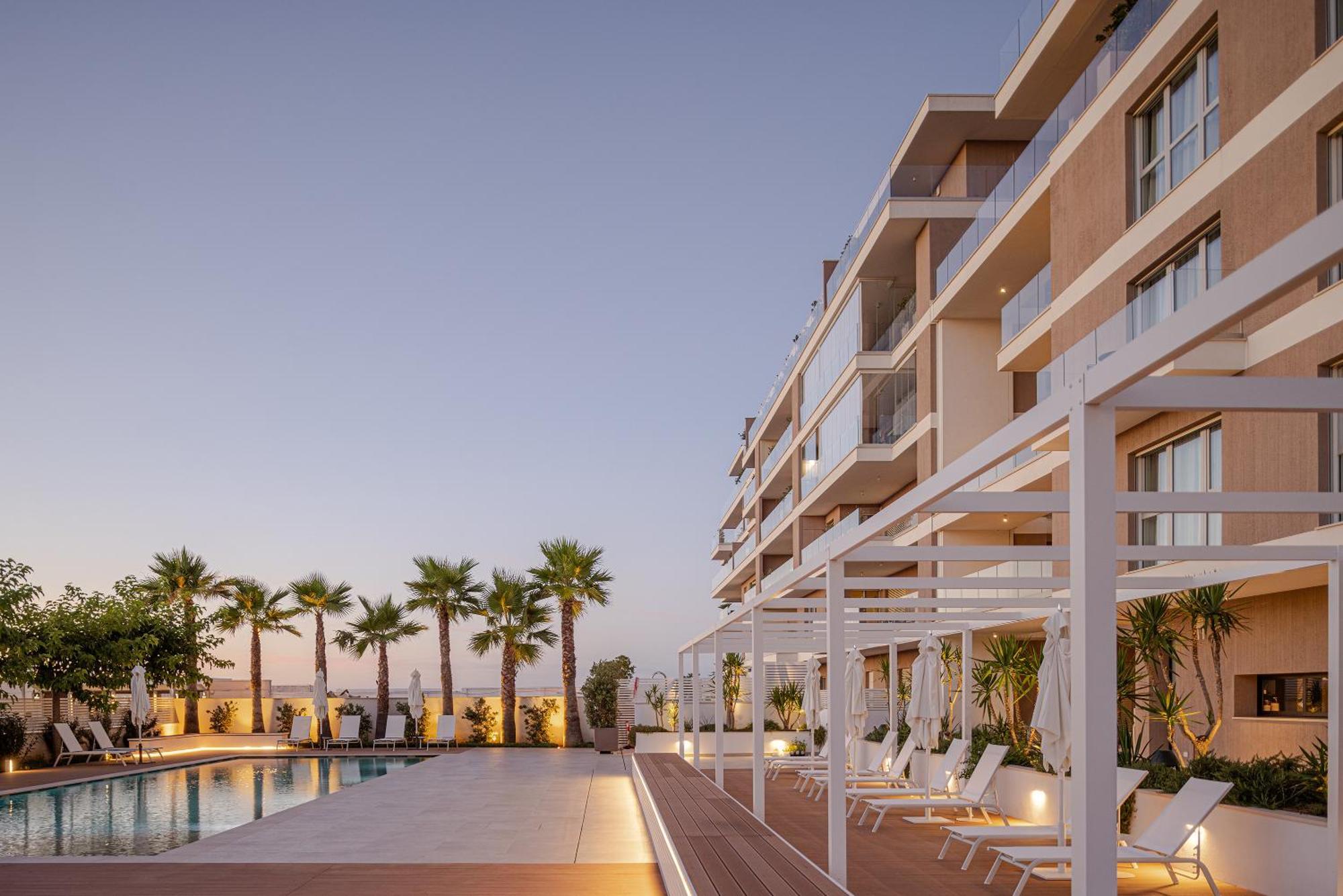 B21 Lifestyle 4*