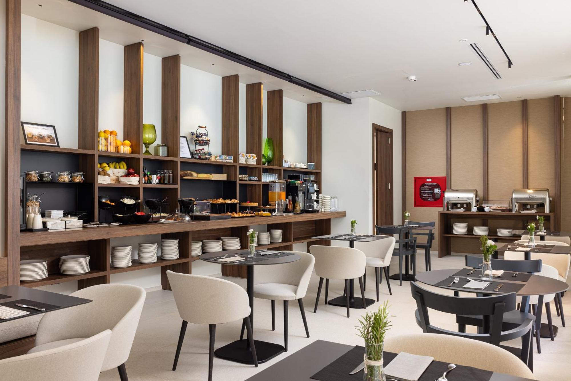 B21 Lifestyle 4*