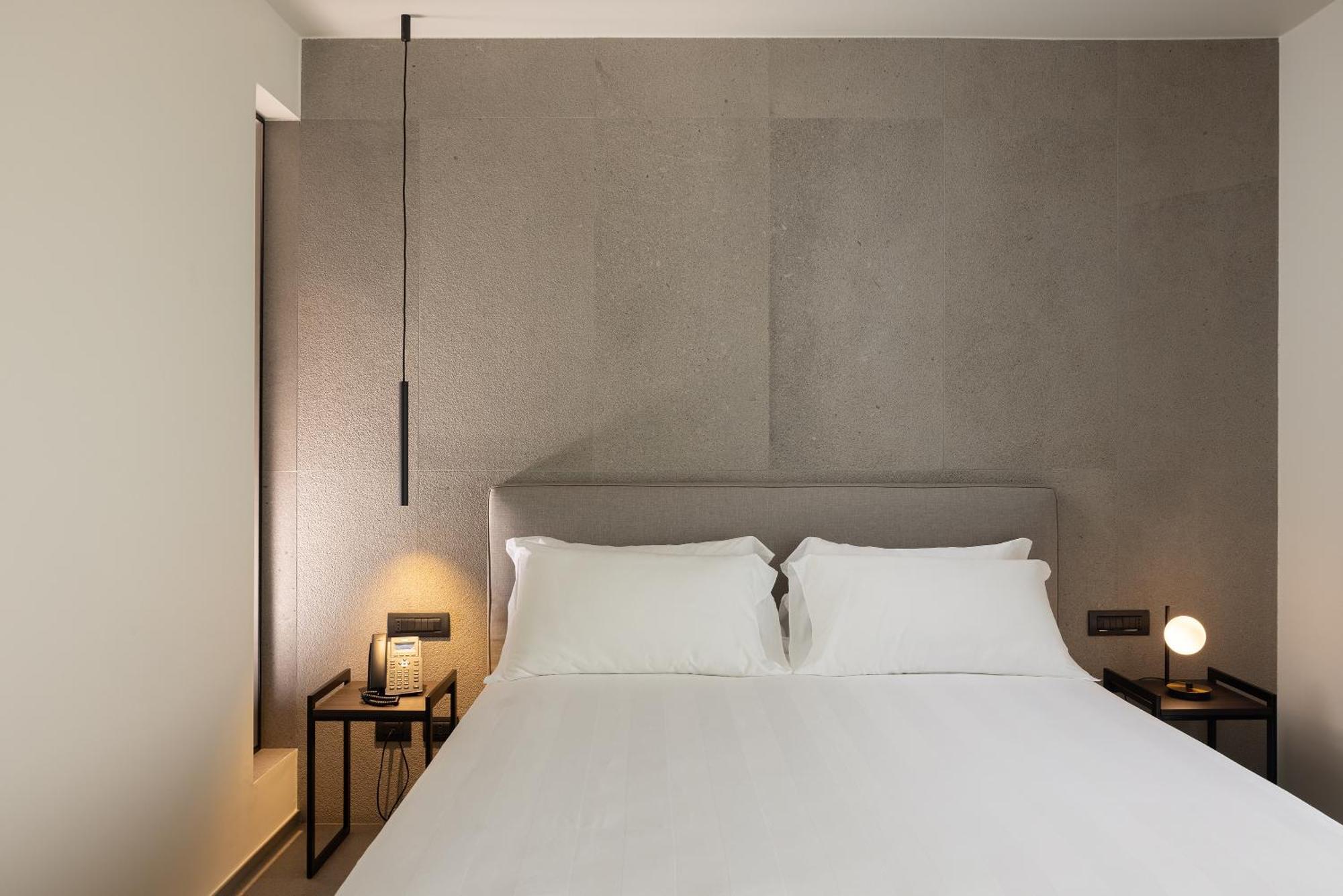 Hotel B21 Lifestyle 4*