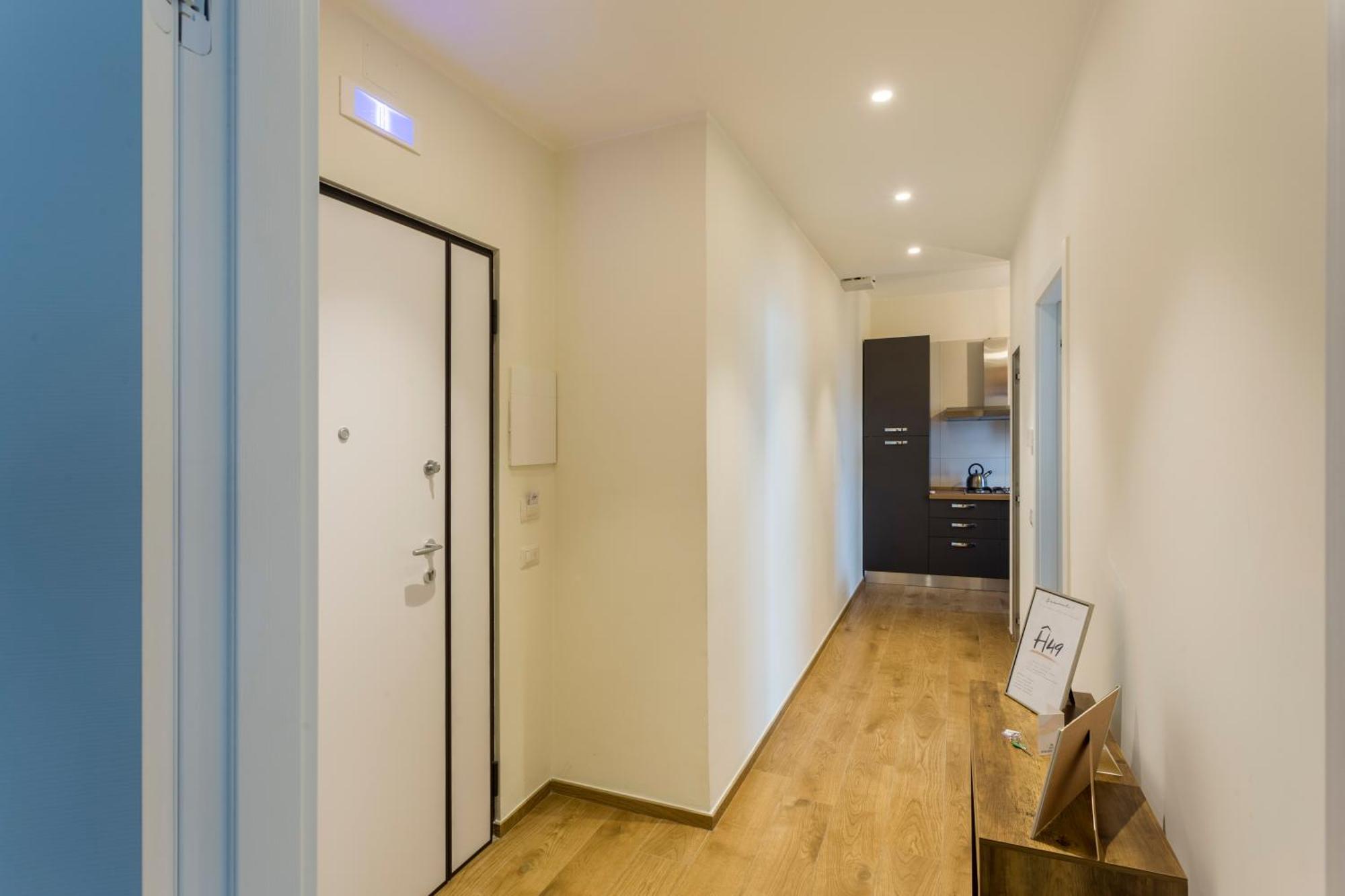 Apartment H49