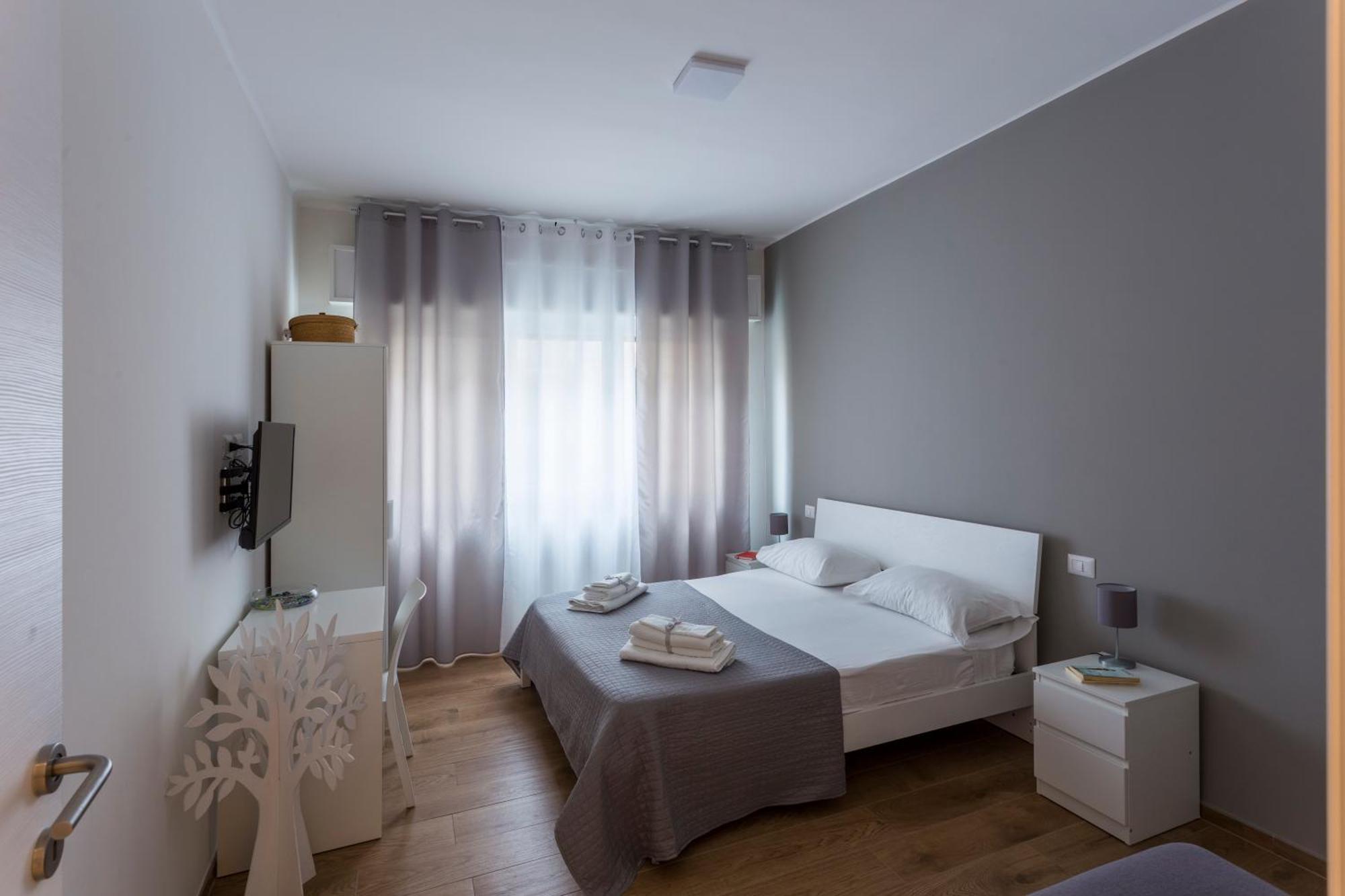 Apartment H49