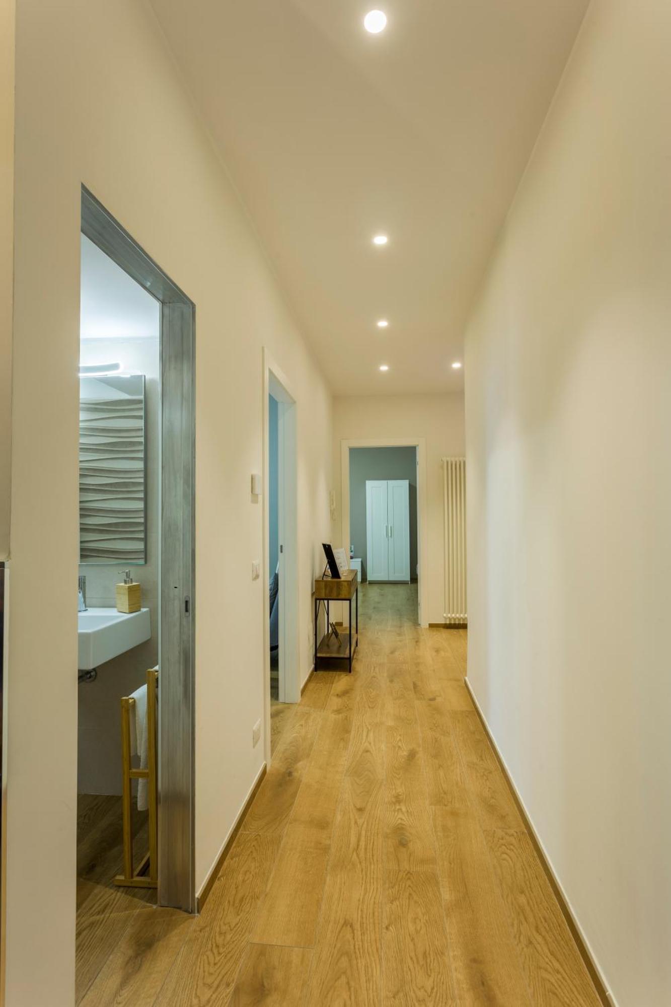 Apartment H49