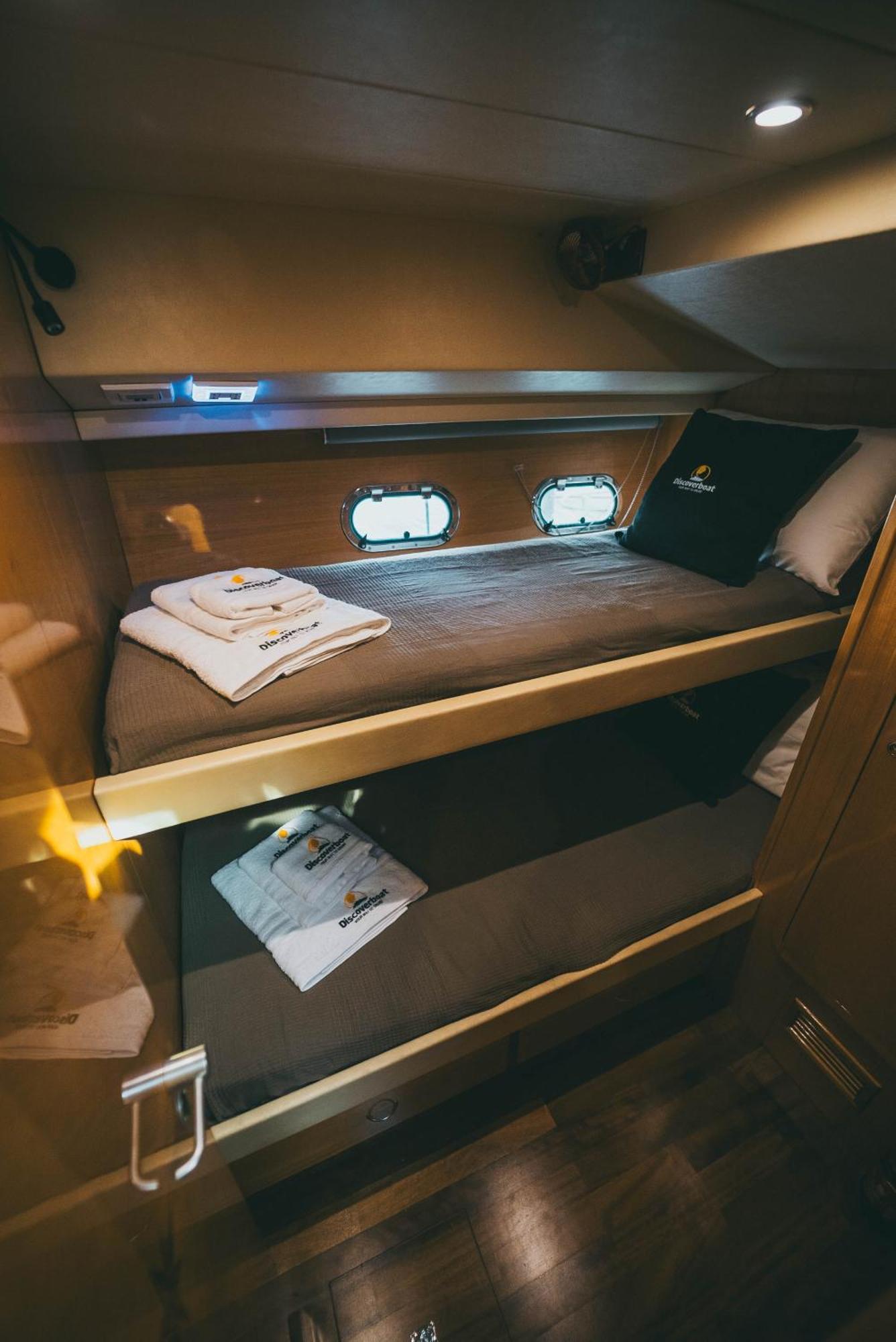Discoverboat - Pita - Exclusive Boat&breakfast Botel Bari