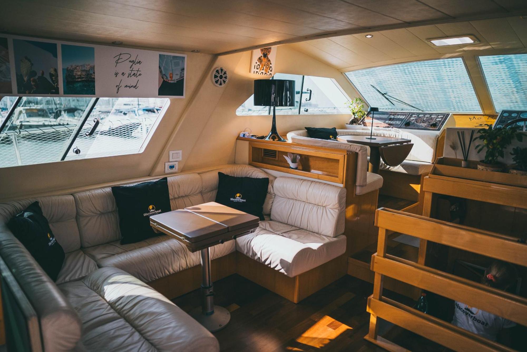 Discoverboat - Pita - Exclusive Boat&breakfast