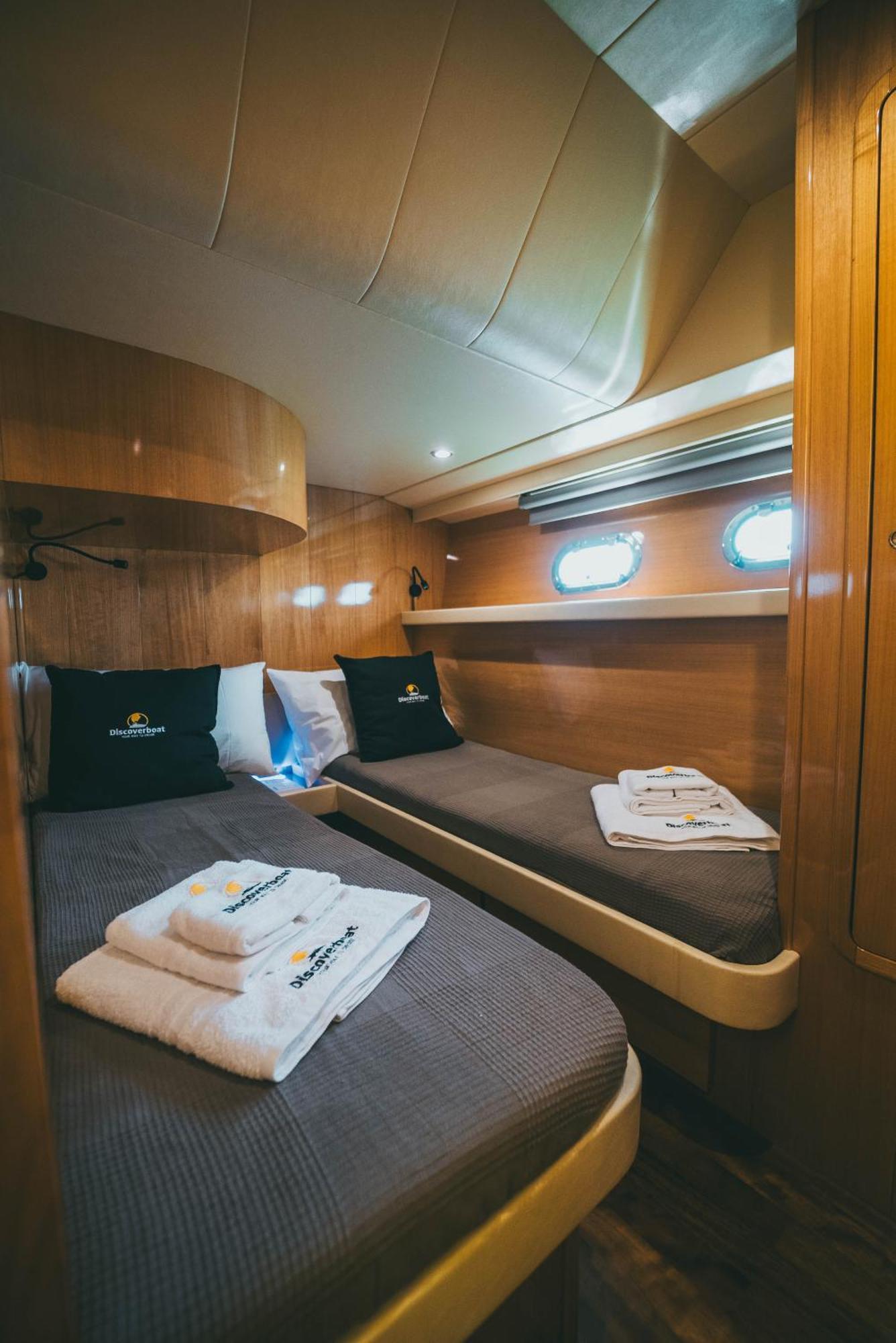Úszó hotel Discoverboat - Pita - Exclusive Boat&breakfast Bari