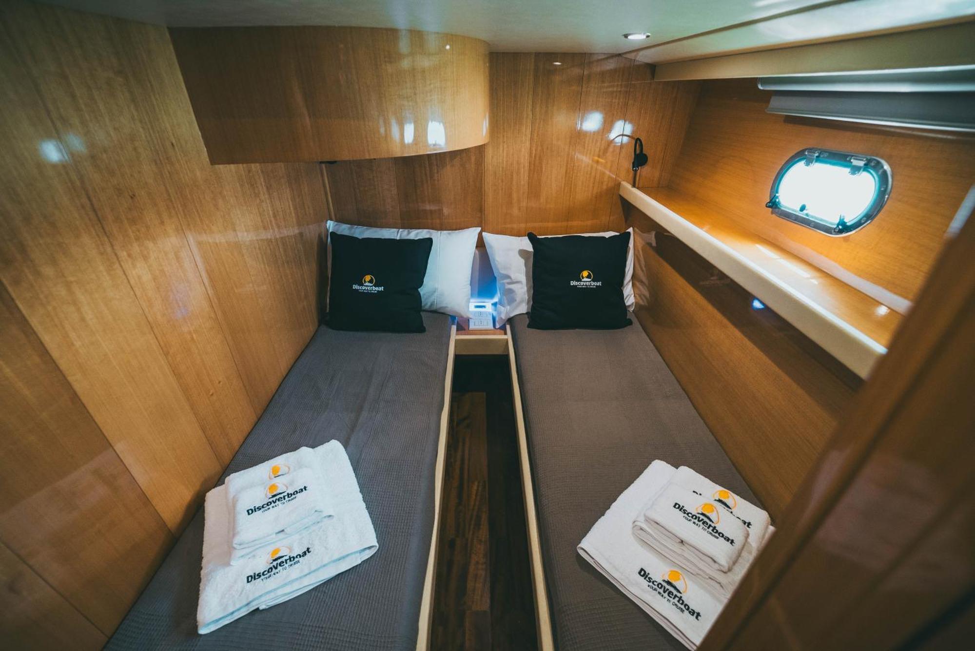 Discoverboat - Pita - Exclusive Boat&breakfast Botel Bari