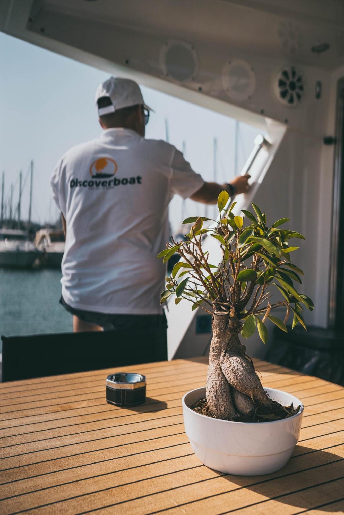 Discoverboat - Pita - Exclusive Boat&breakfast