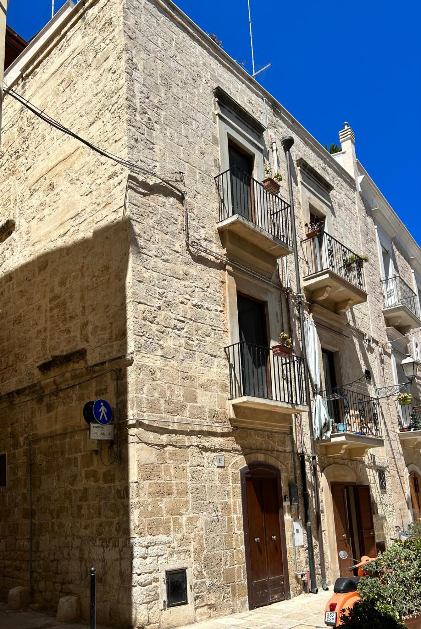 Santa Scolastica * Bari