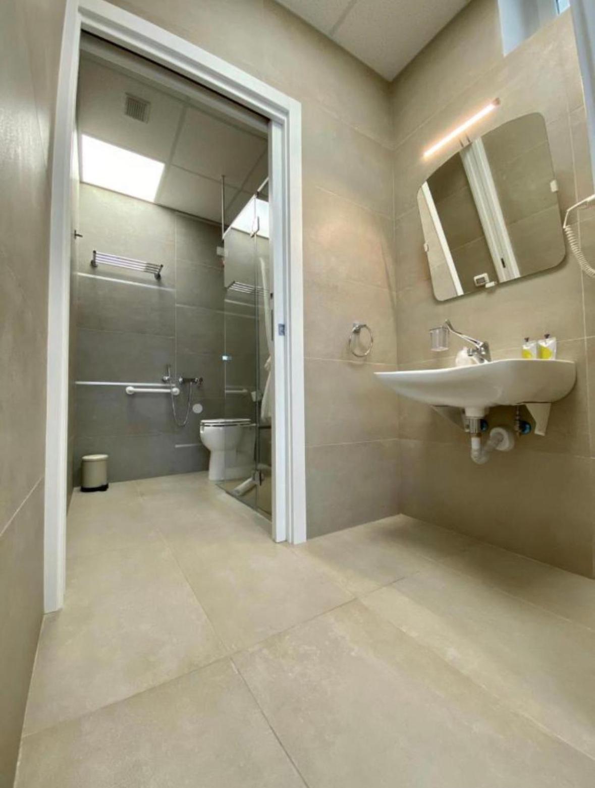 Aparthotel Beeapartments 2*