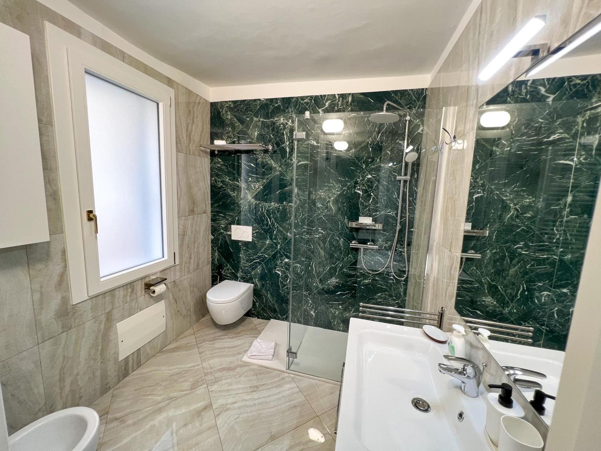 Centro Harmony House Gasthof Bari