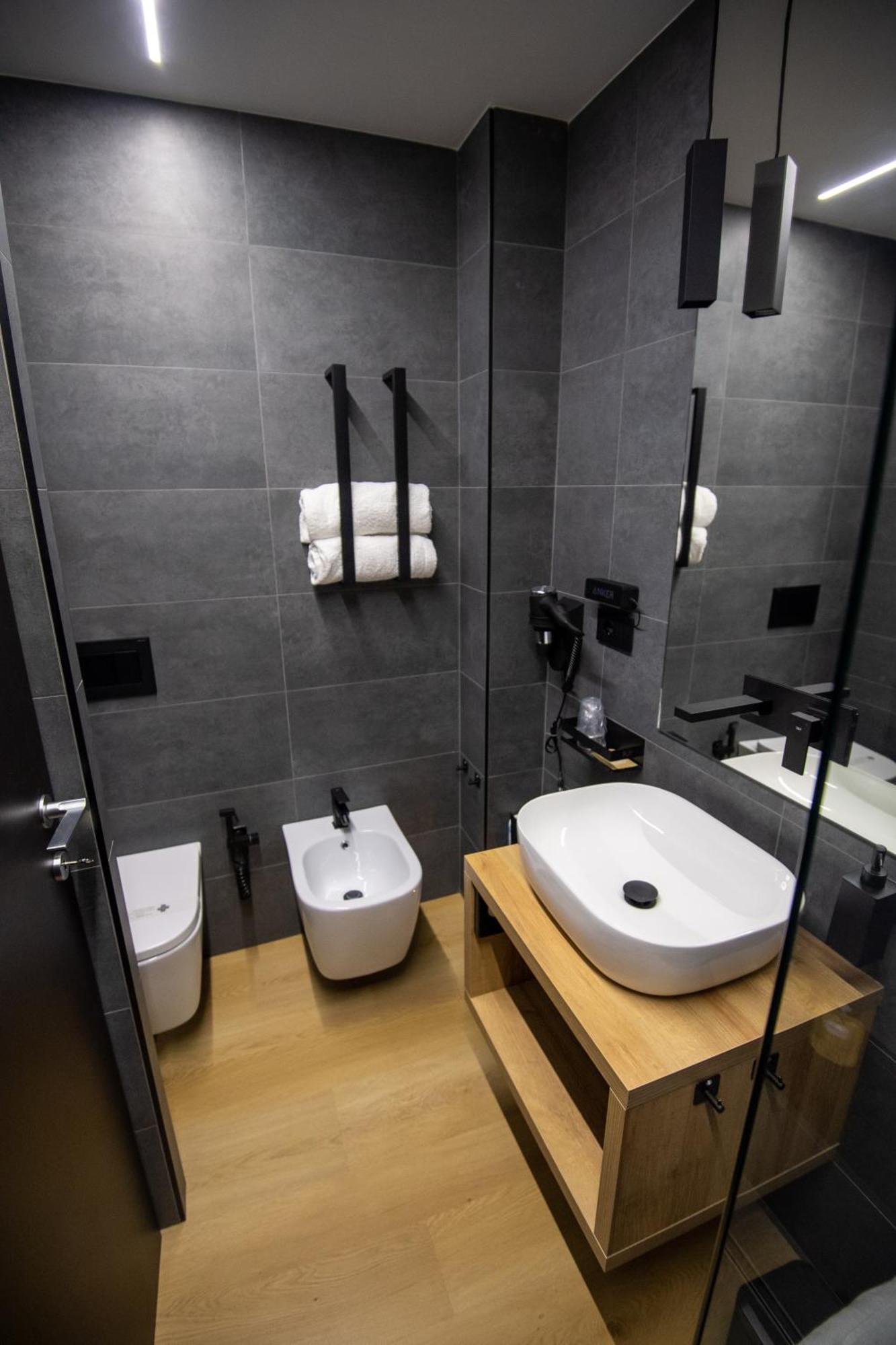 Gasthuis Contemporaneamente 147 - Modern & Comfort *