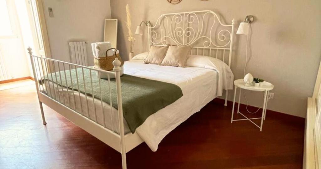 Apulia Journey - Manzoni 11 Guest house Bari