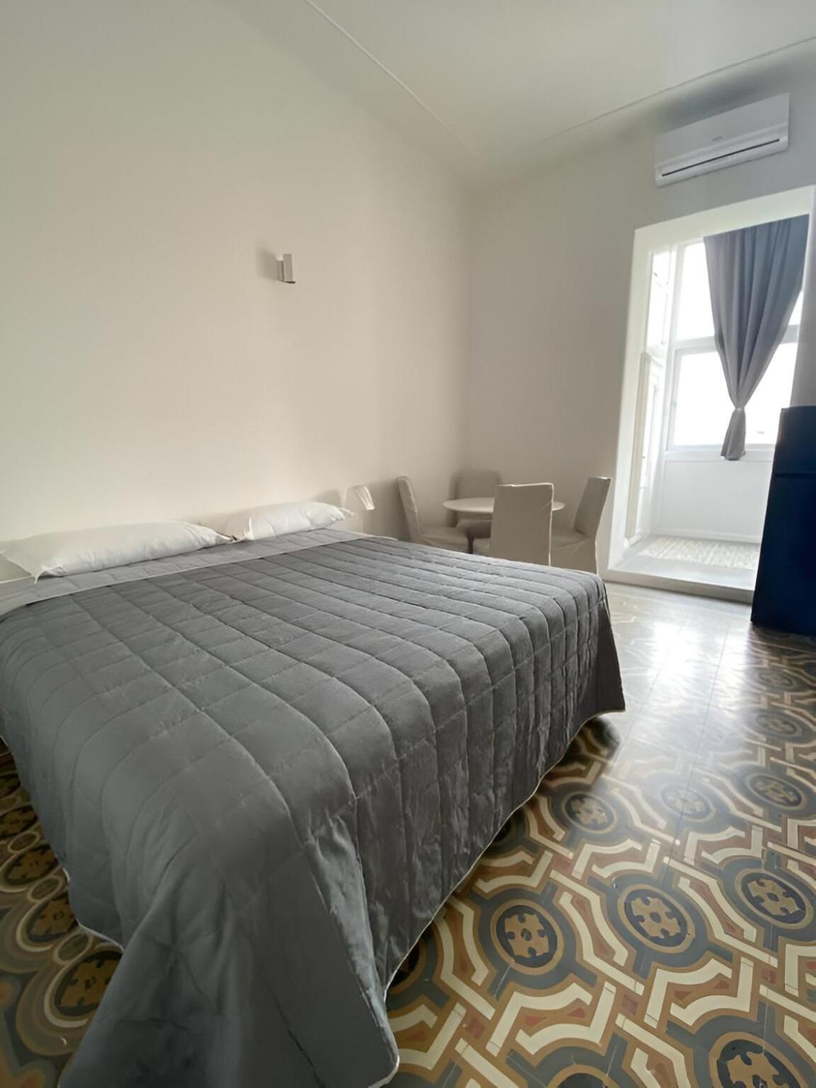 Landlord 242 - Station * Bari