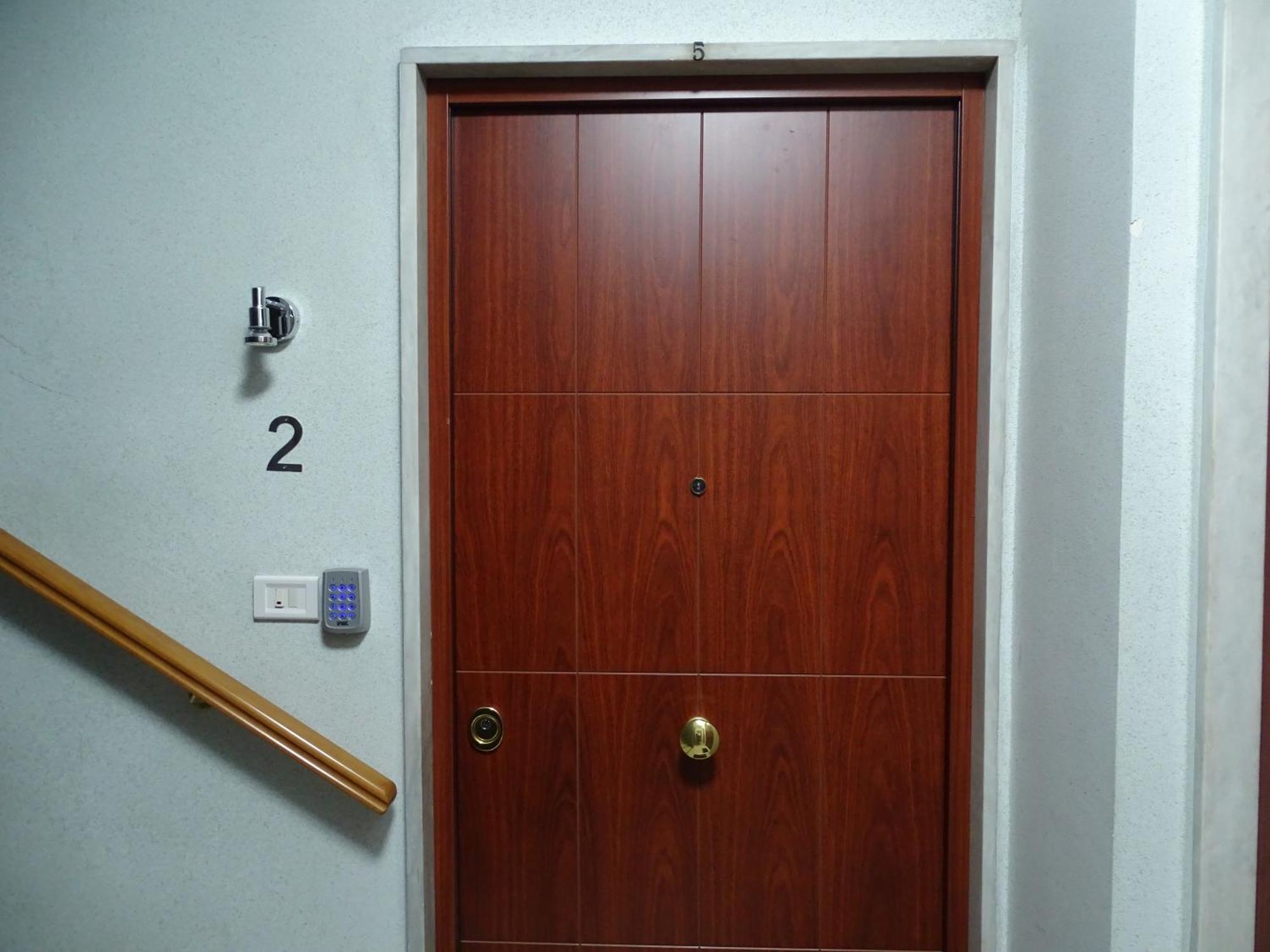 Al Teatro Guest house *