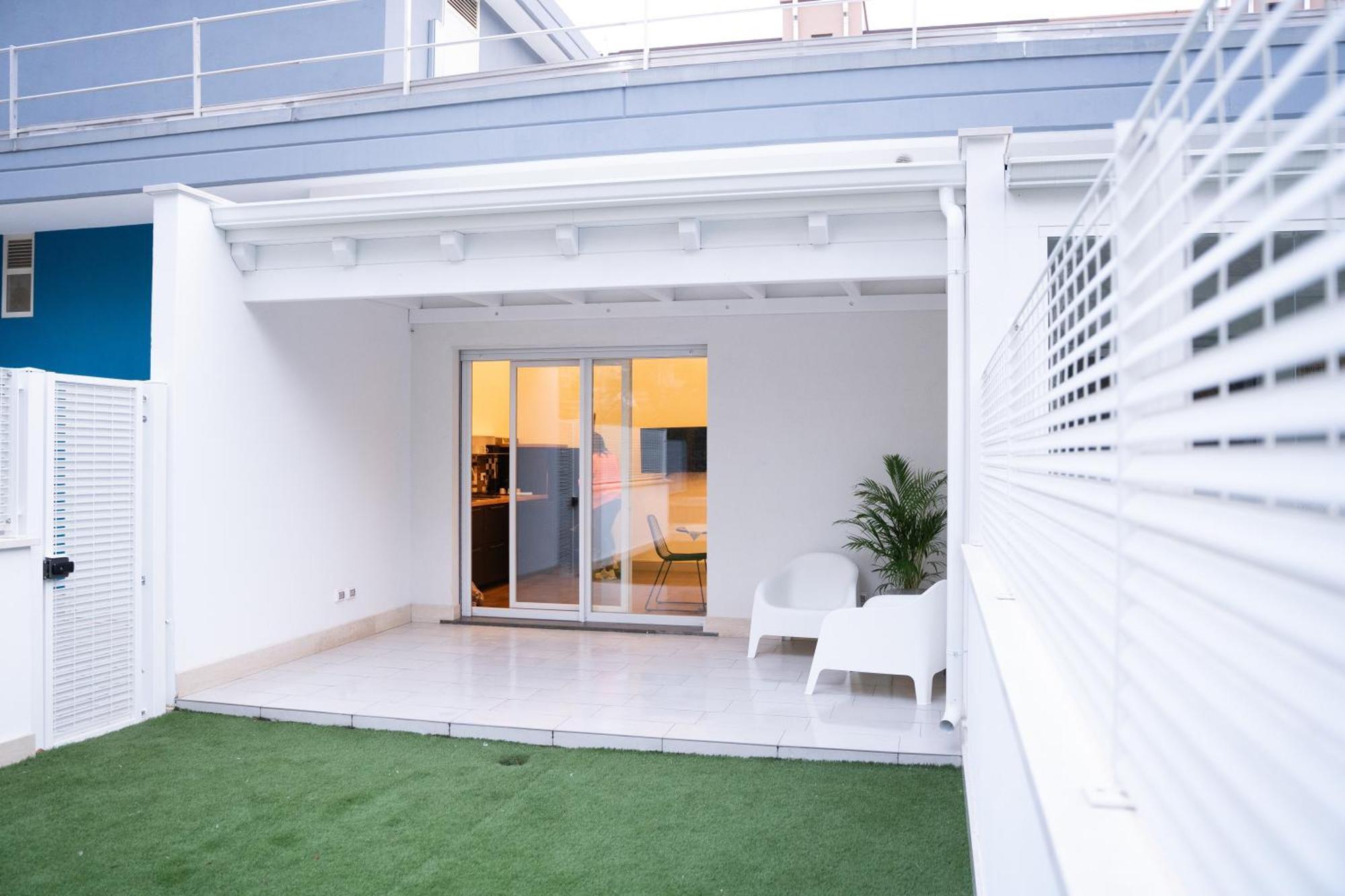 Rent Casa Almika Giulio Petroni Apartamento Bari