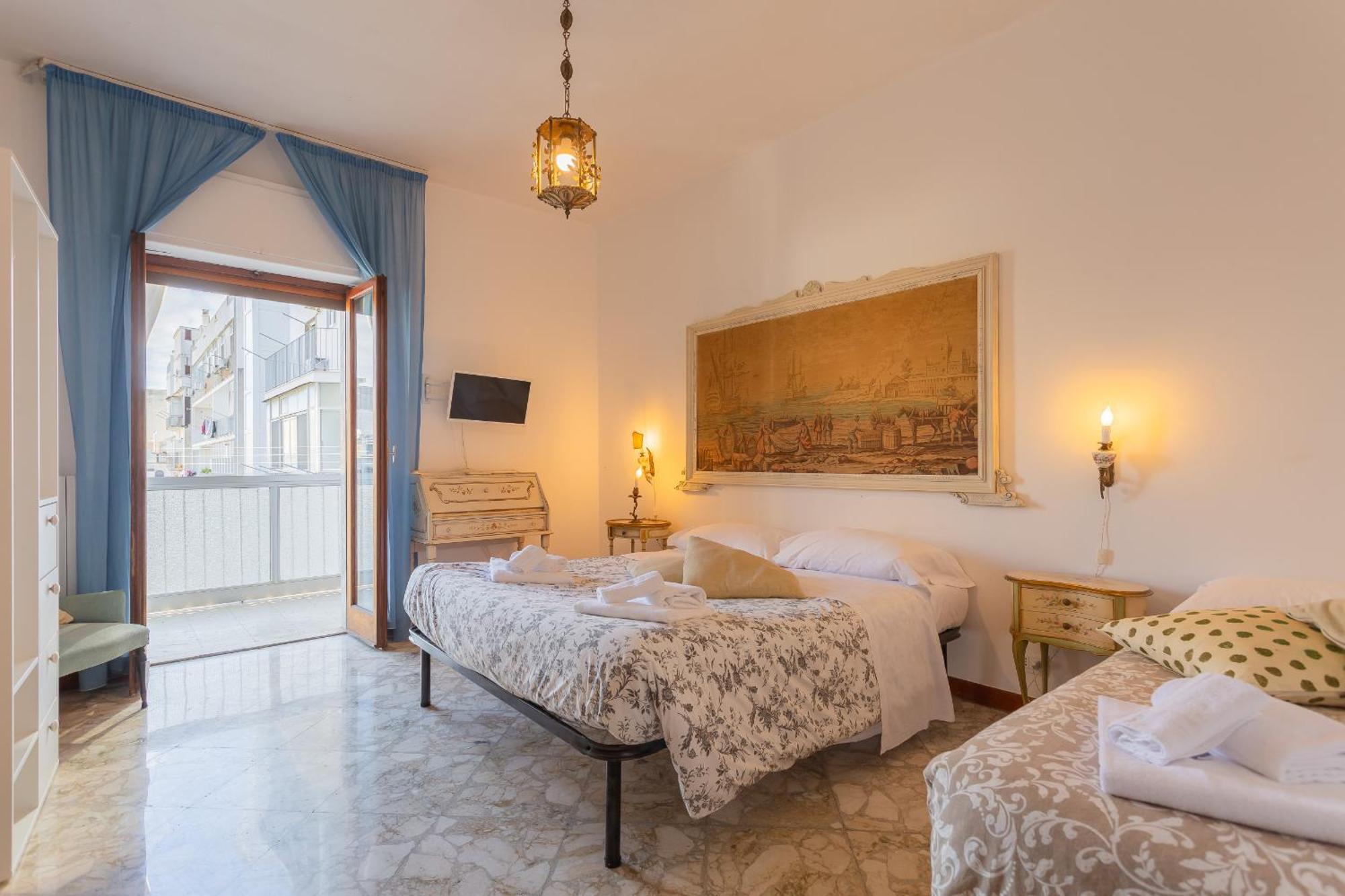 Golden And Silver By Wonderful Italy Apartman *