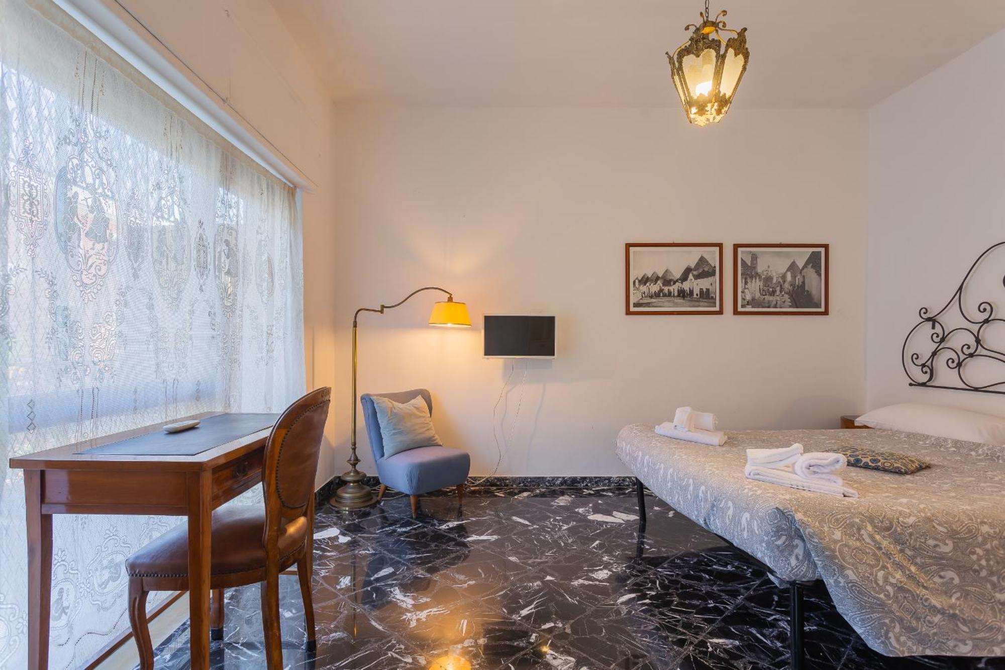 Golden And Silver By Wonderful Italy Apartman *