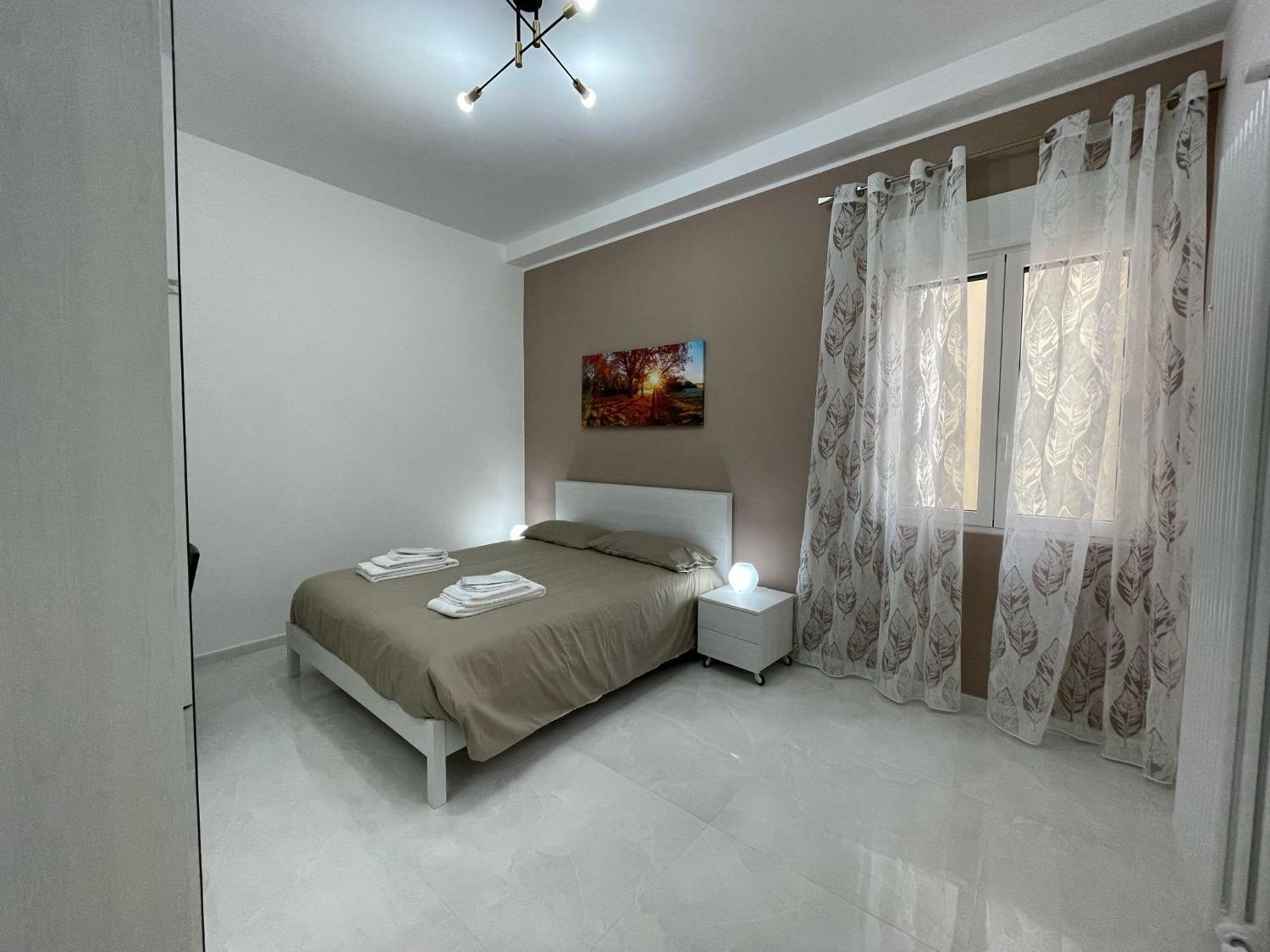 Holden House Panzió Bari