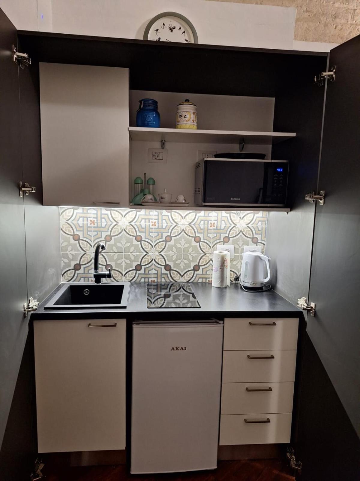 Araba Fenice - Centro Apartment Bari