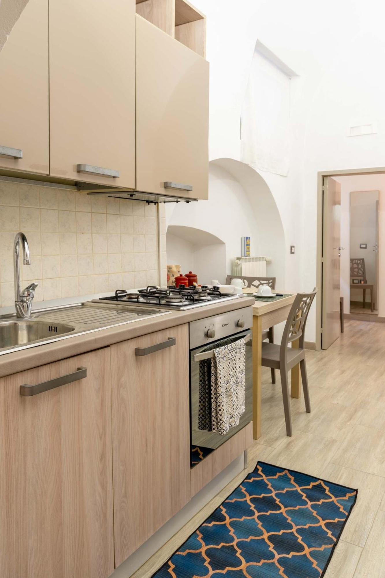 Casa Pino - Duplex In Town Apartment Bari