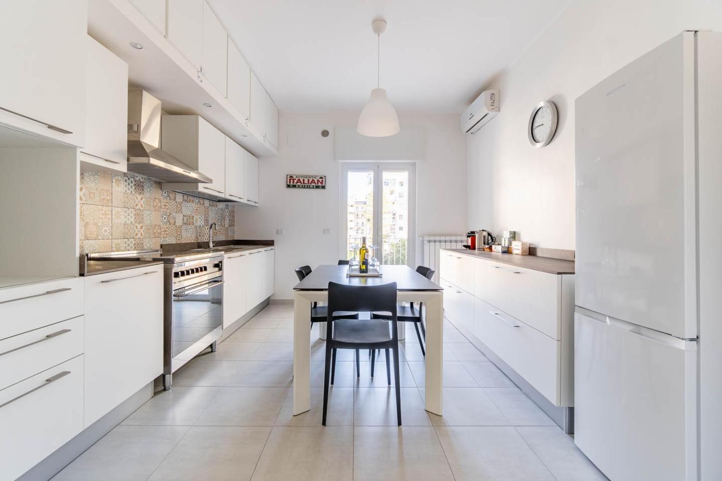 Dimora Manzoni - Center Apartment *