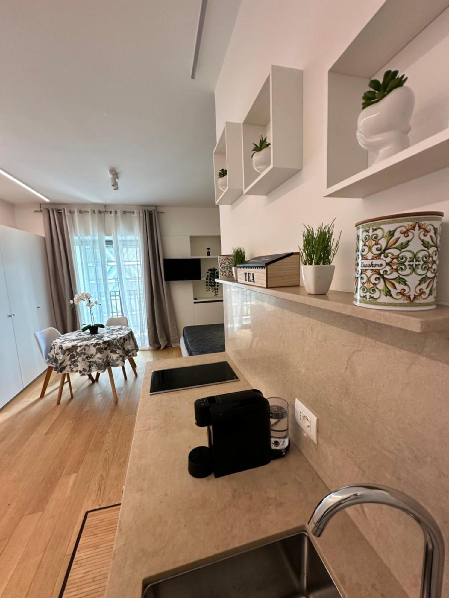 Palazzo Metropolis Guest house *