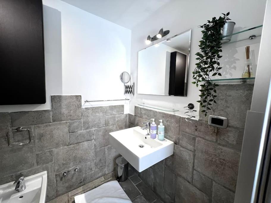 Polly House Apartment Bari