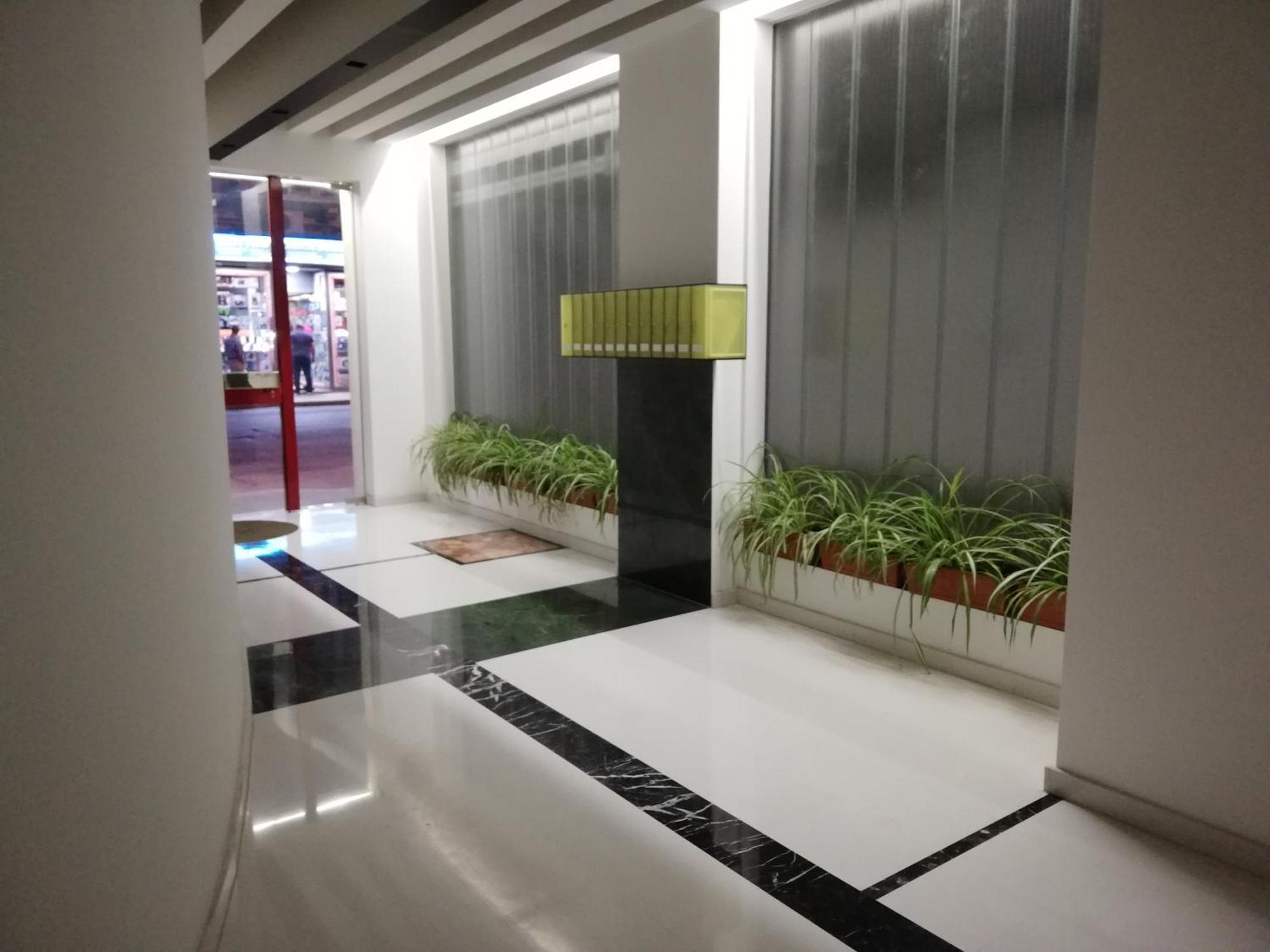 Central Modern Studio