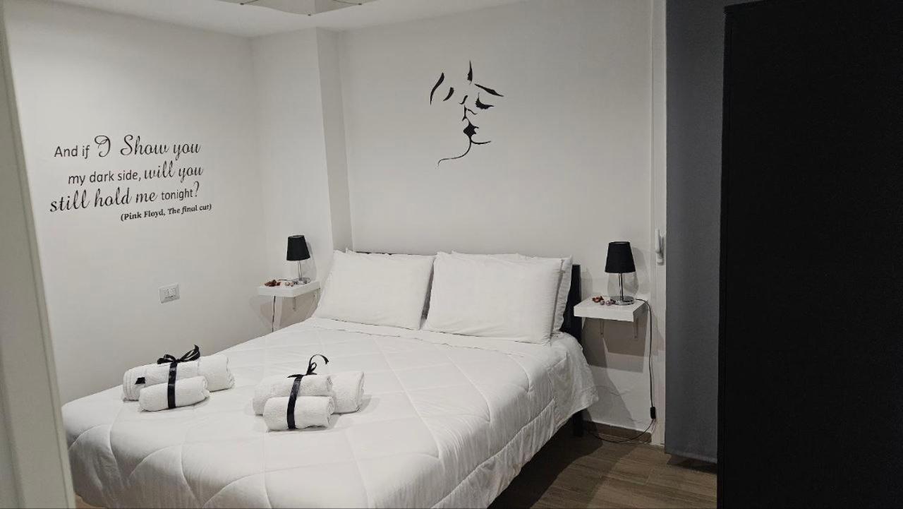 Black & White Luxury