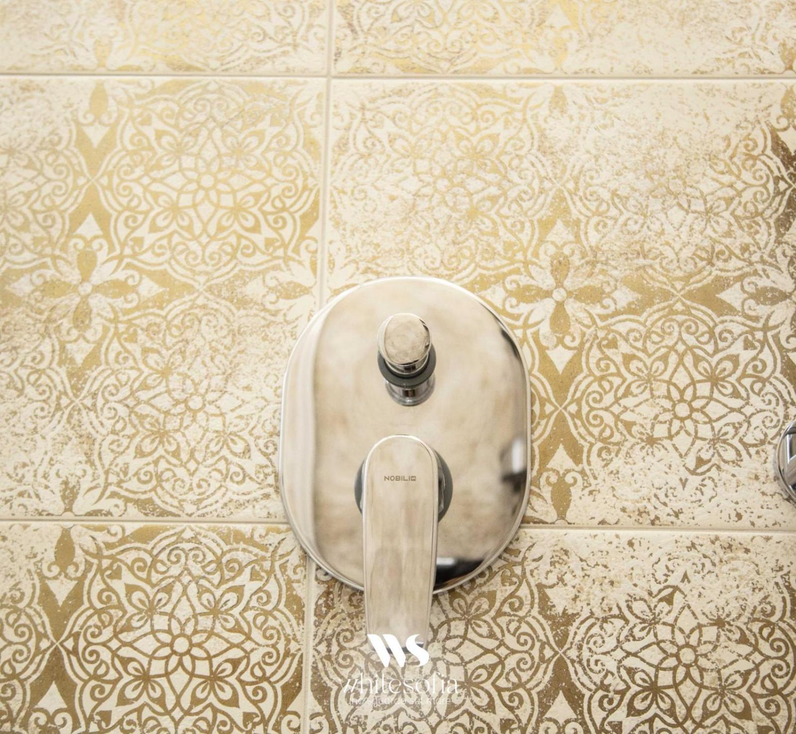 Nhà nghỉ White Sofia - Uno Sguardo Sul Mare