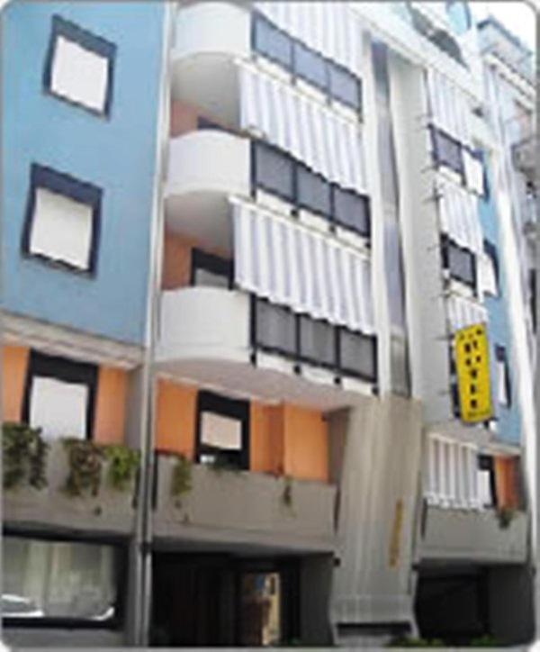 Cristal Bari