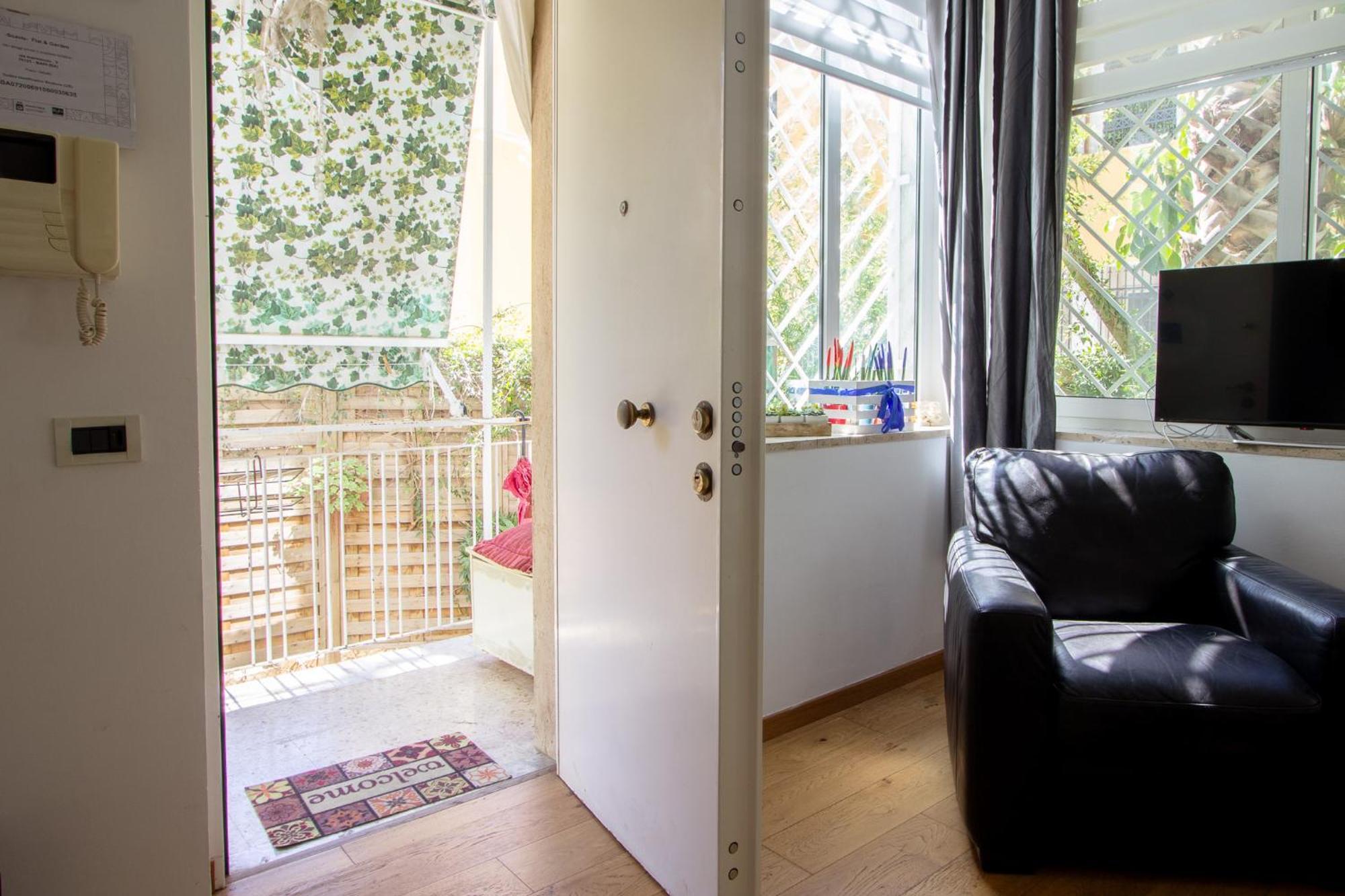 Soavis Flat & Garden Bari