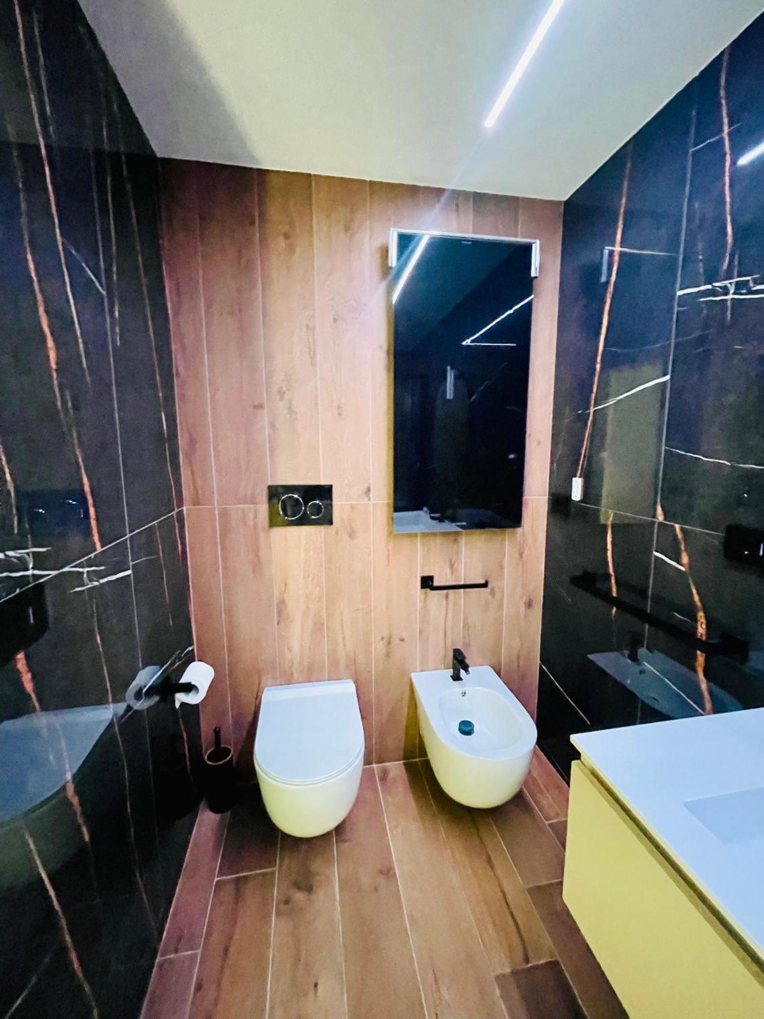Apartment Suite169 Black Bari