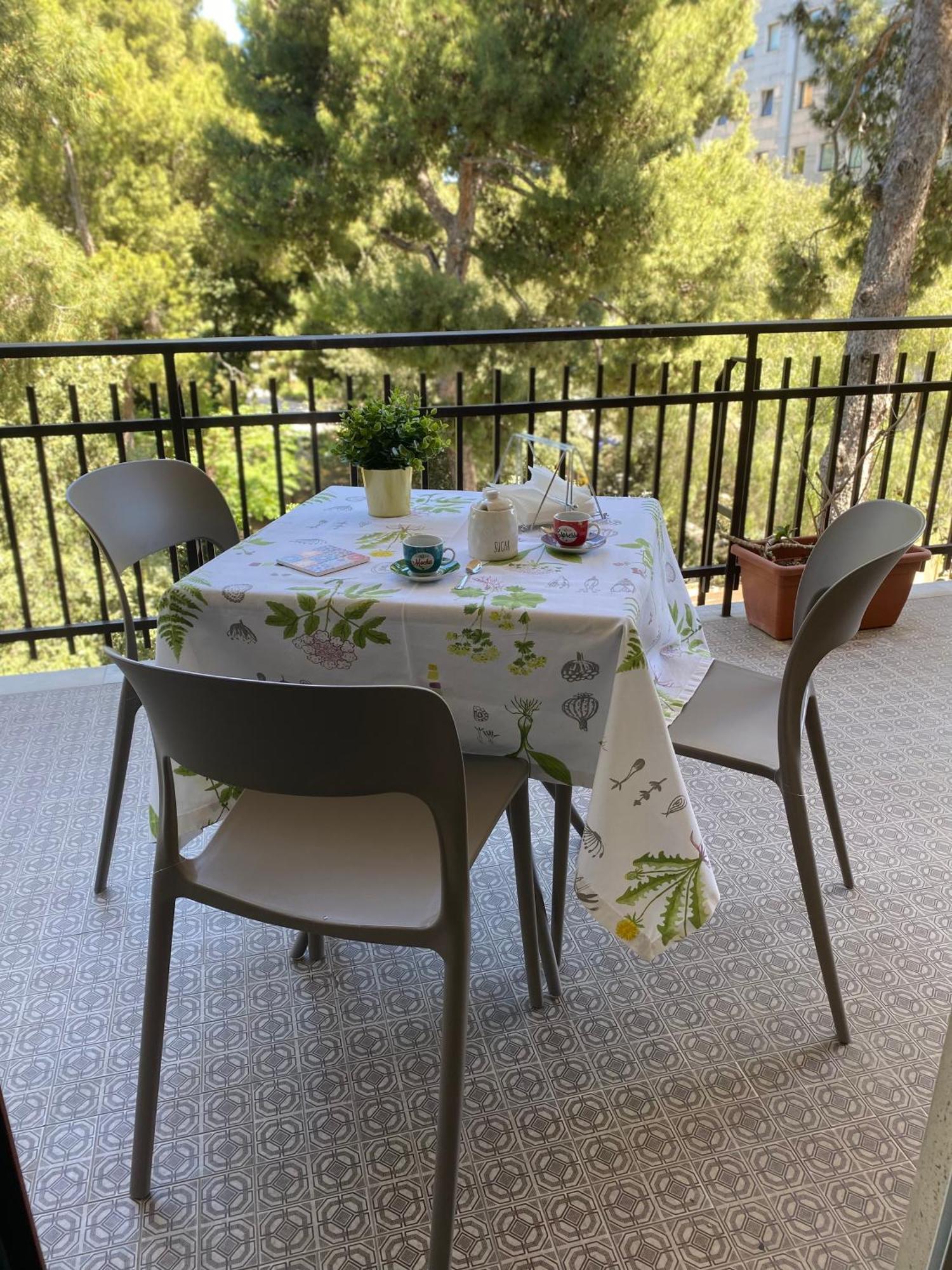 Apartment La Casa Di Telen Zona Policlinico Oncologico E Villa De Grecis Bari