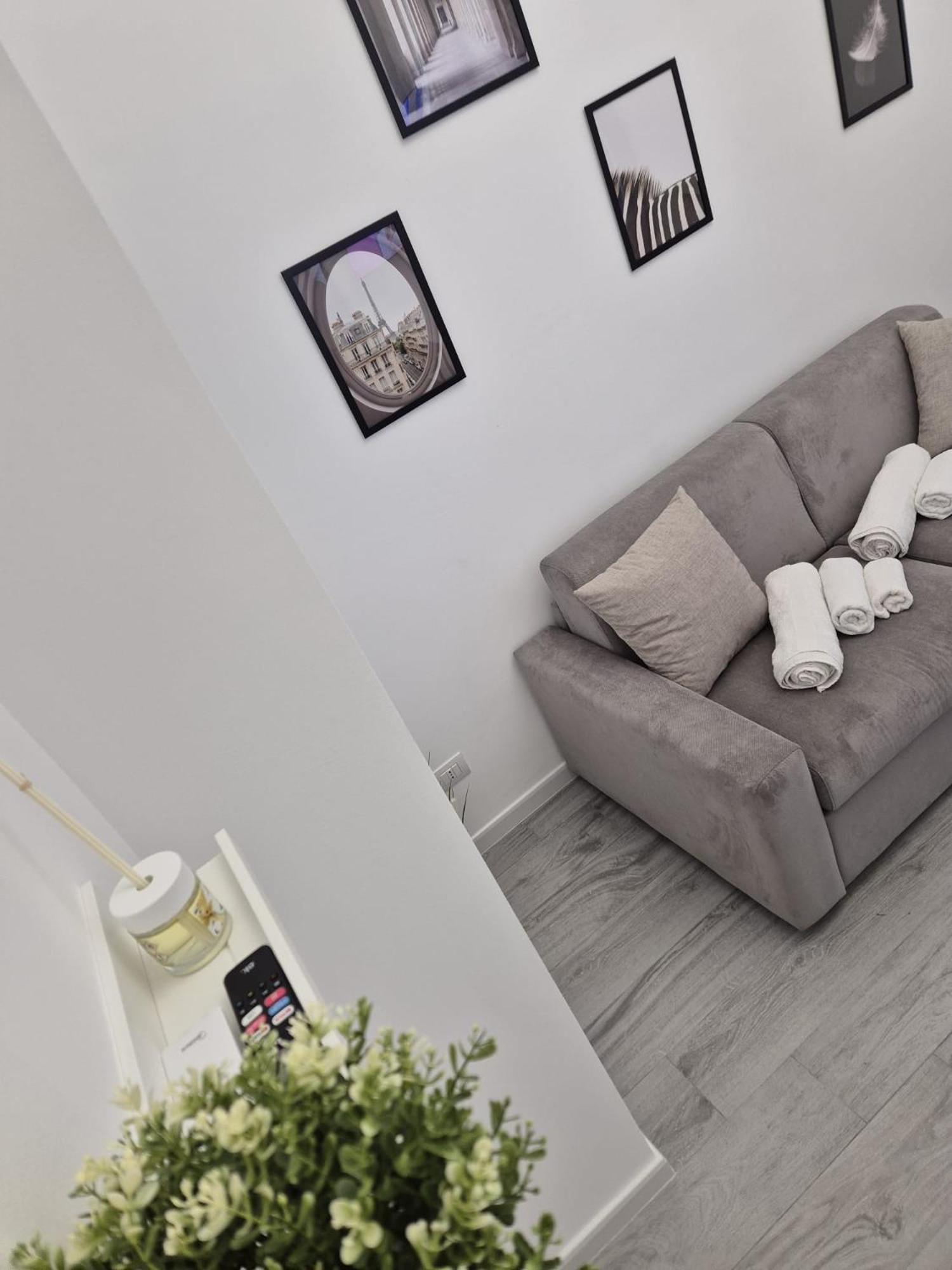 Carpe Diem Airport Apartment