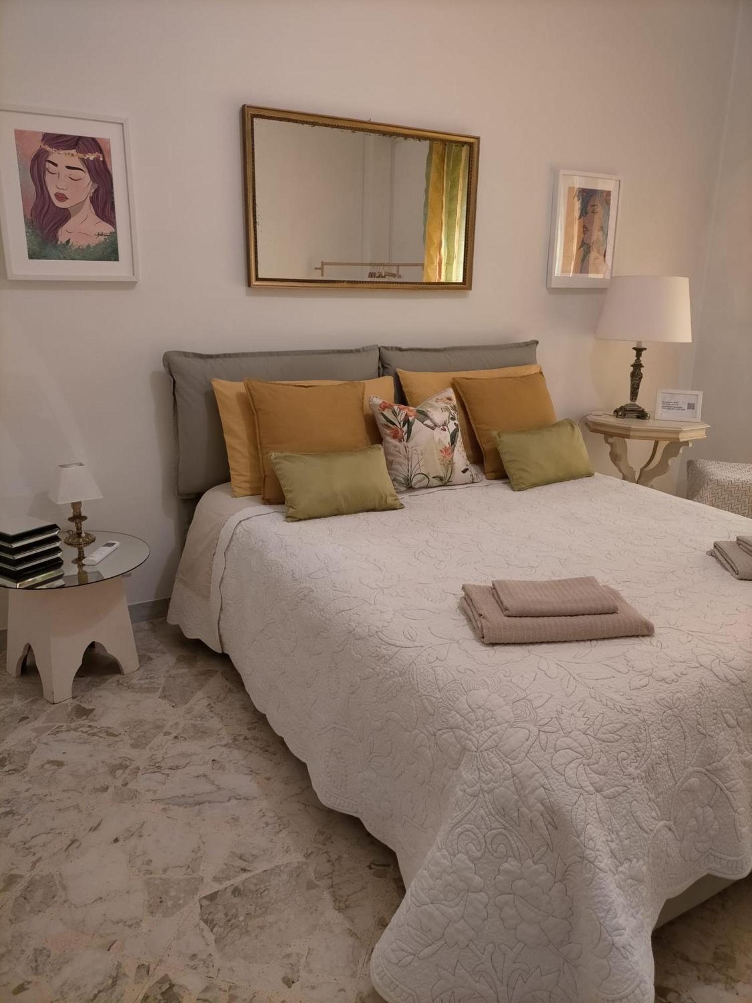 Apartment Betel House - Bari