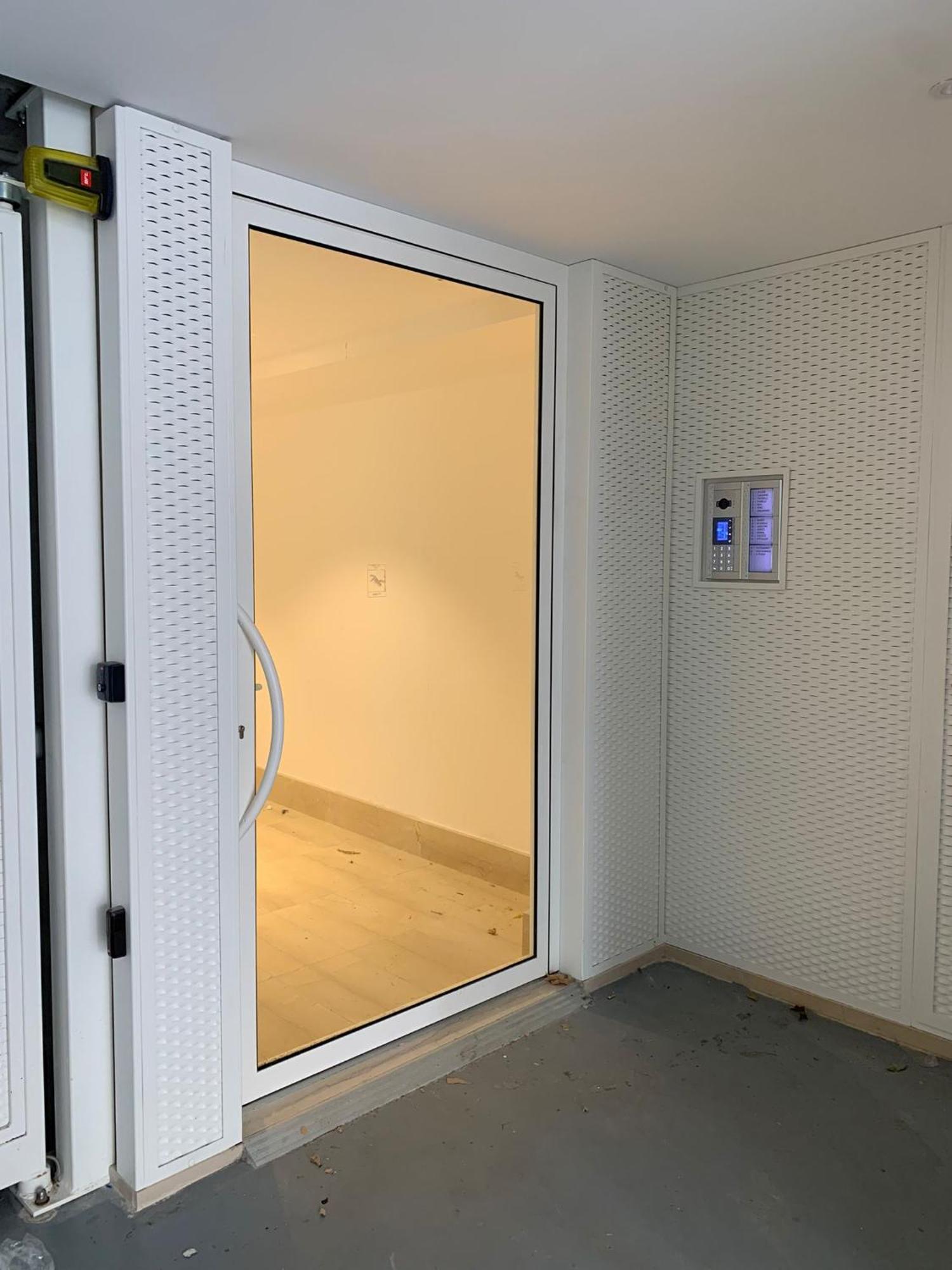 Apartment Domus13-with Private Parking