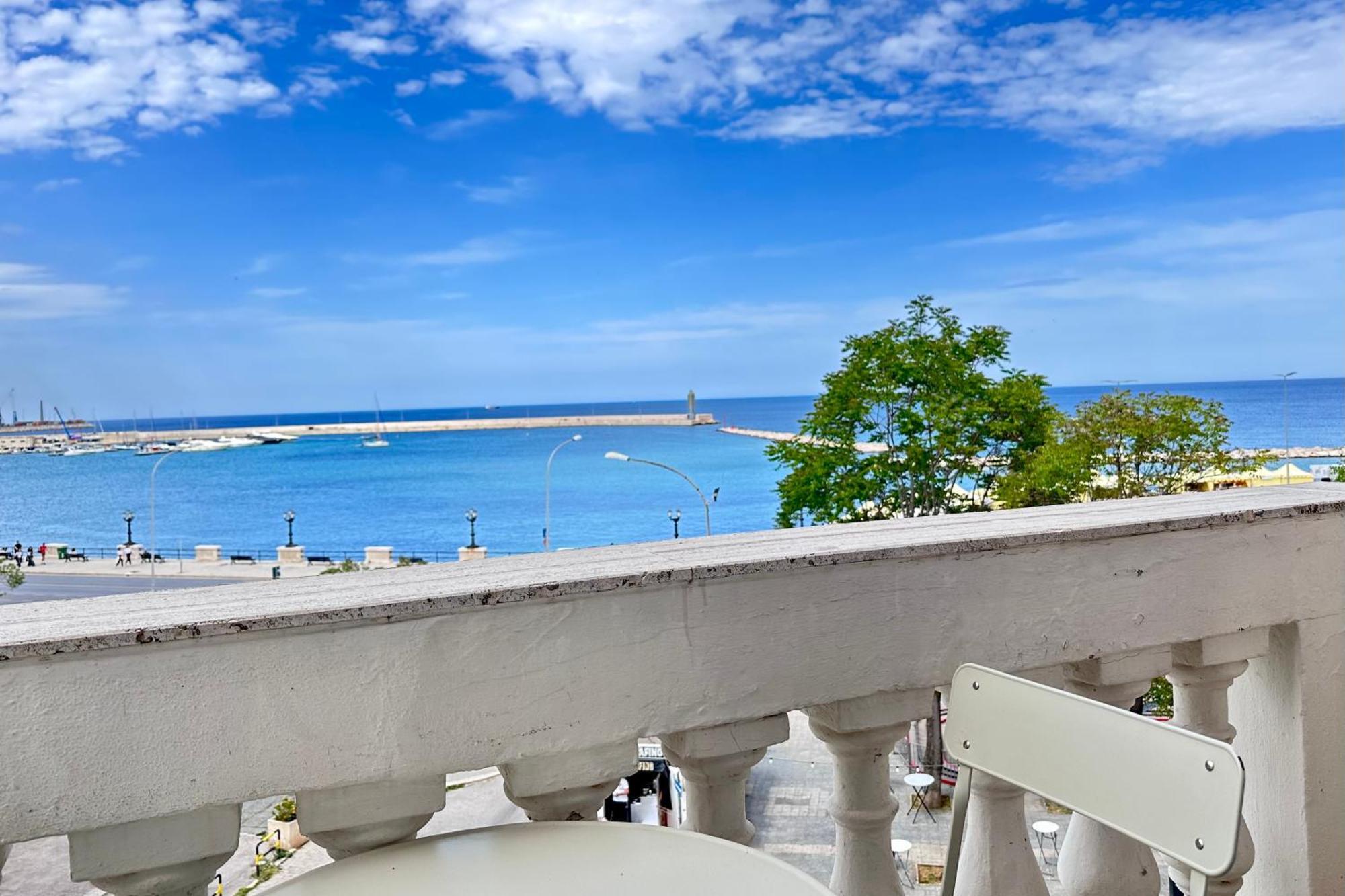 Appartement Luxury Eugy - City Center & Seaview *