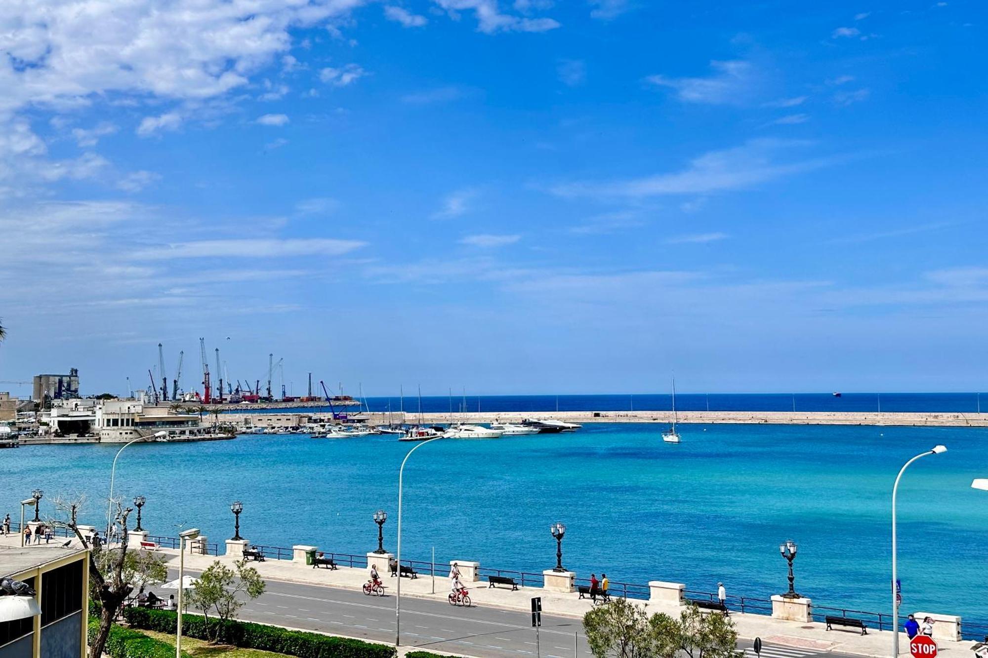 Appartement Luxury Eugy - City Center & Seaview