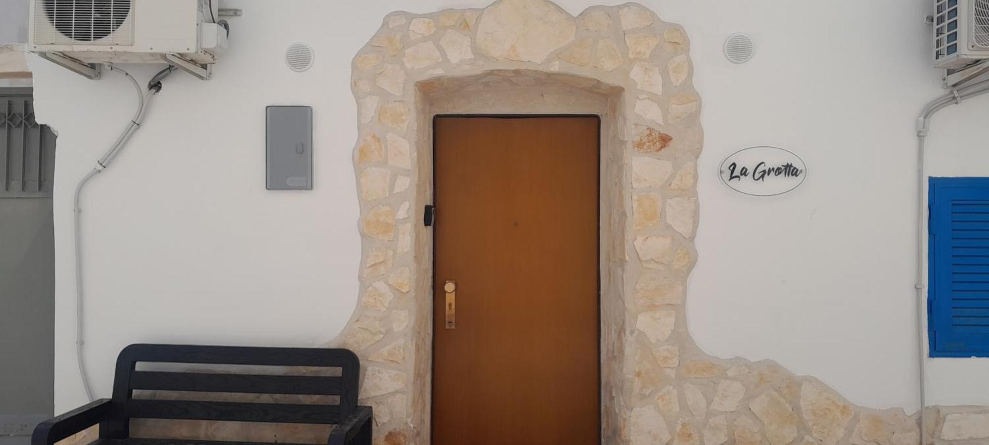 La Grotta