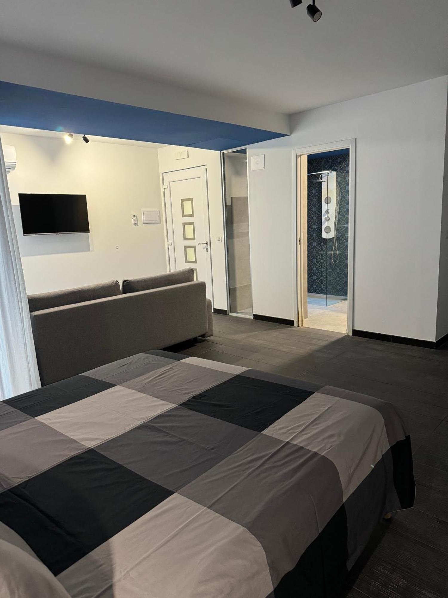 Black & Breakfast Apartment Bari